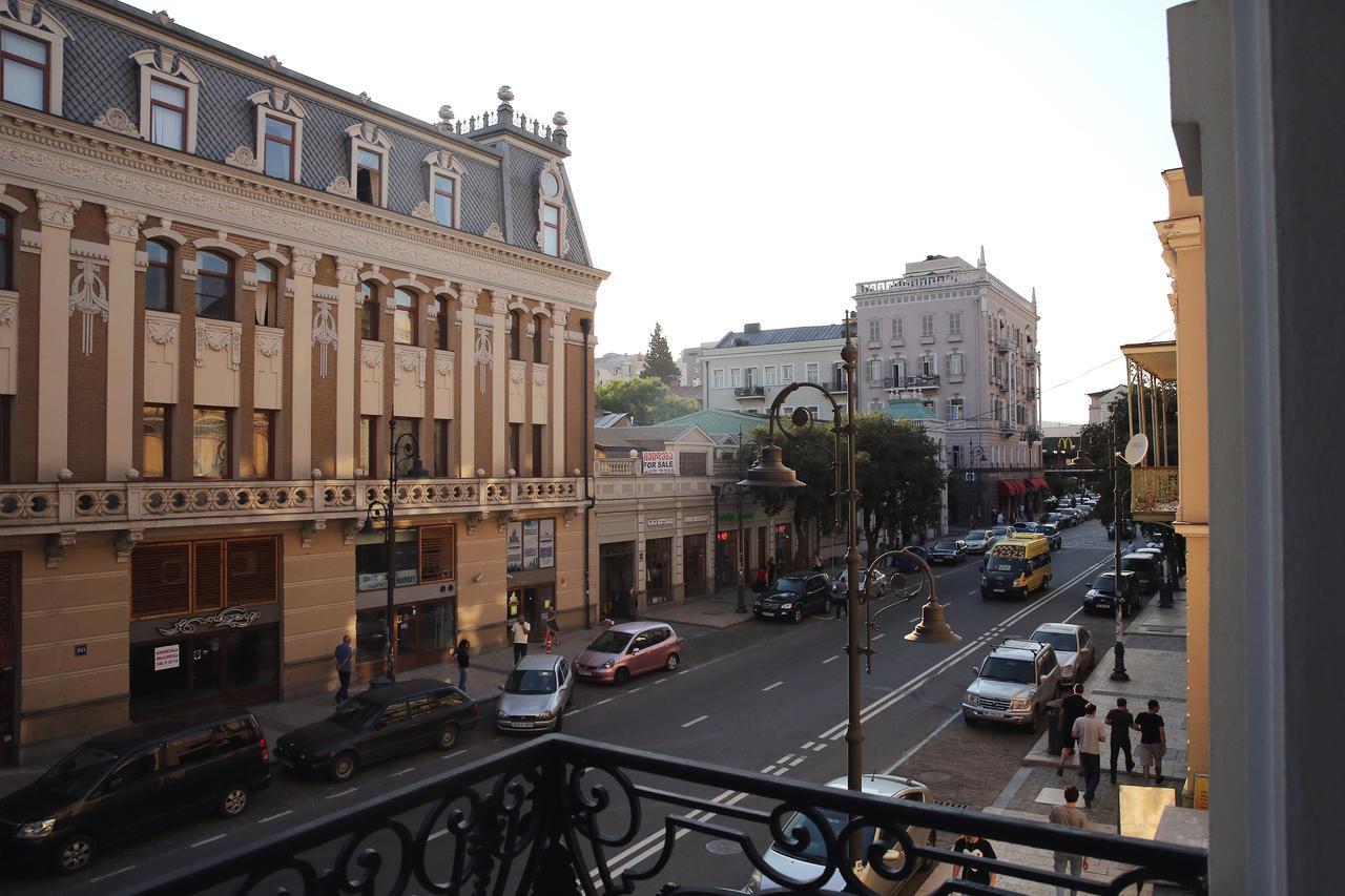 Готель Tbilisi Times Екстер'єр фото